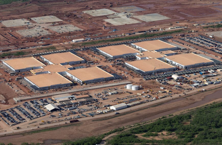 inversión de OpenAI en infraestructura de IA