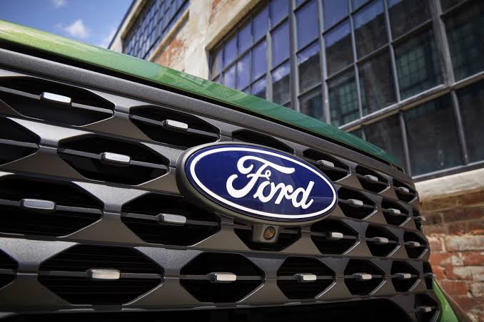 camioneta eléctrica barata de Ford